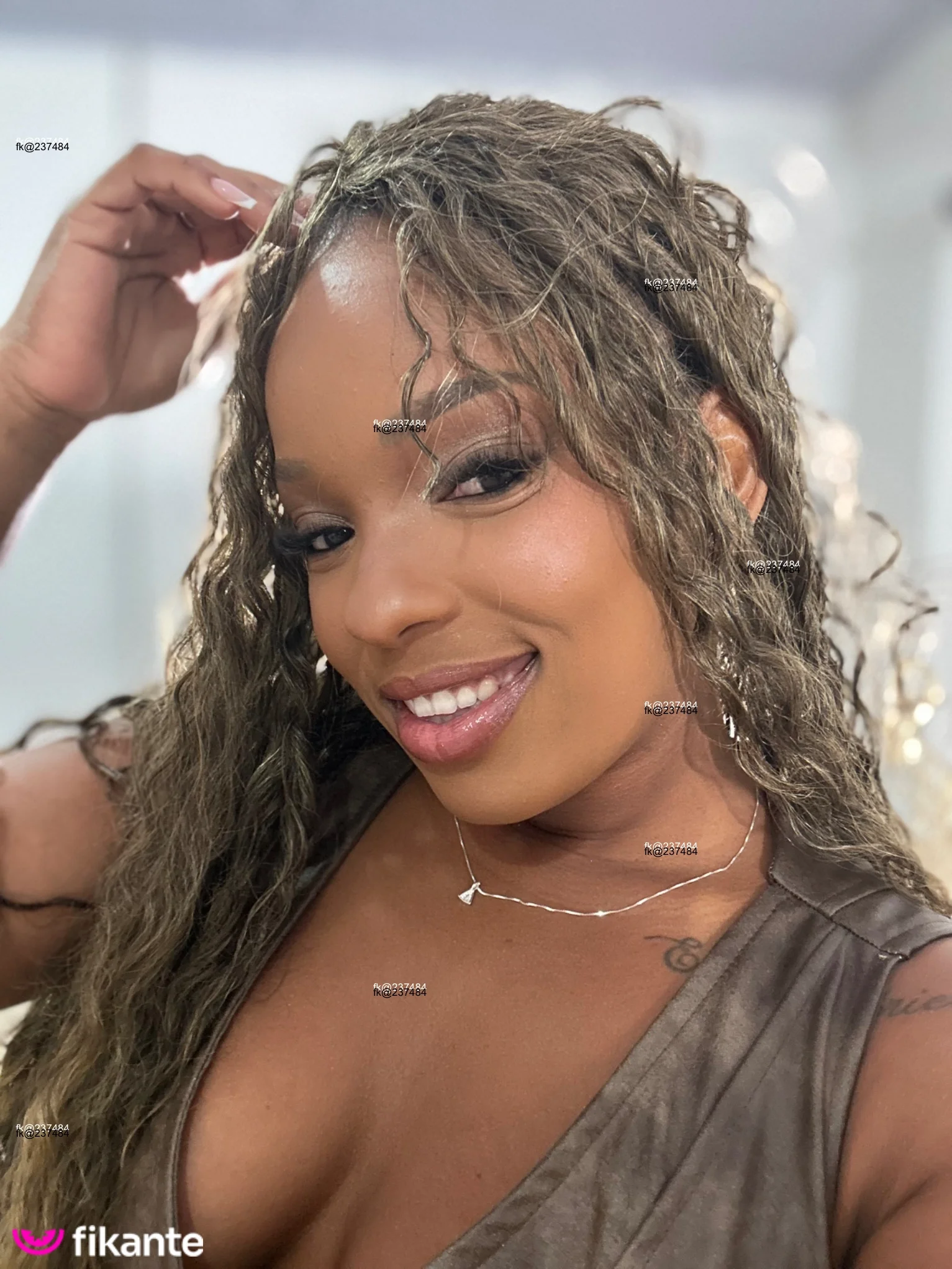 Camila - foto no feed de Nova Crixás