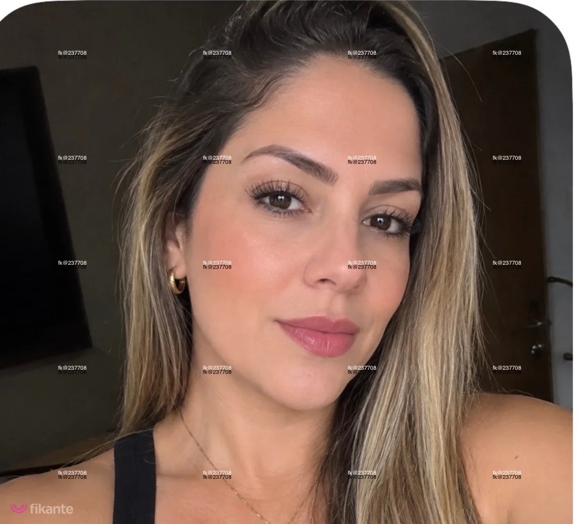 foto de capa de Lara