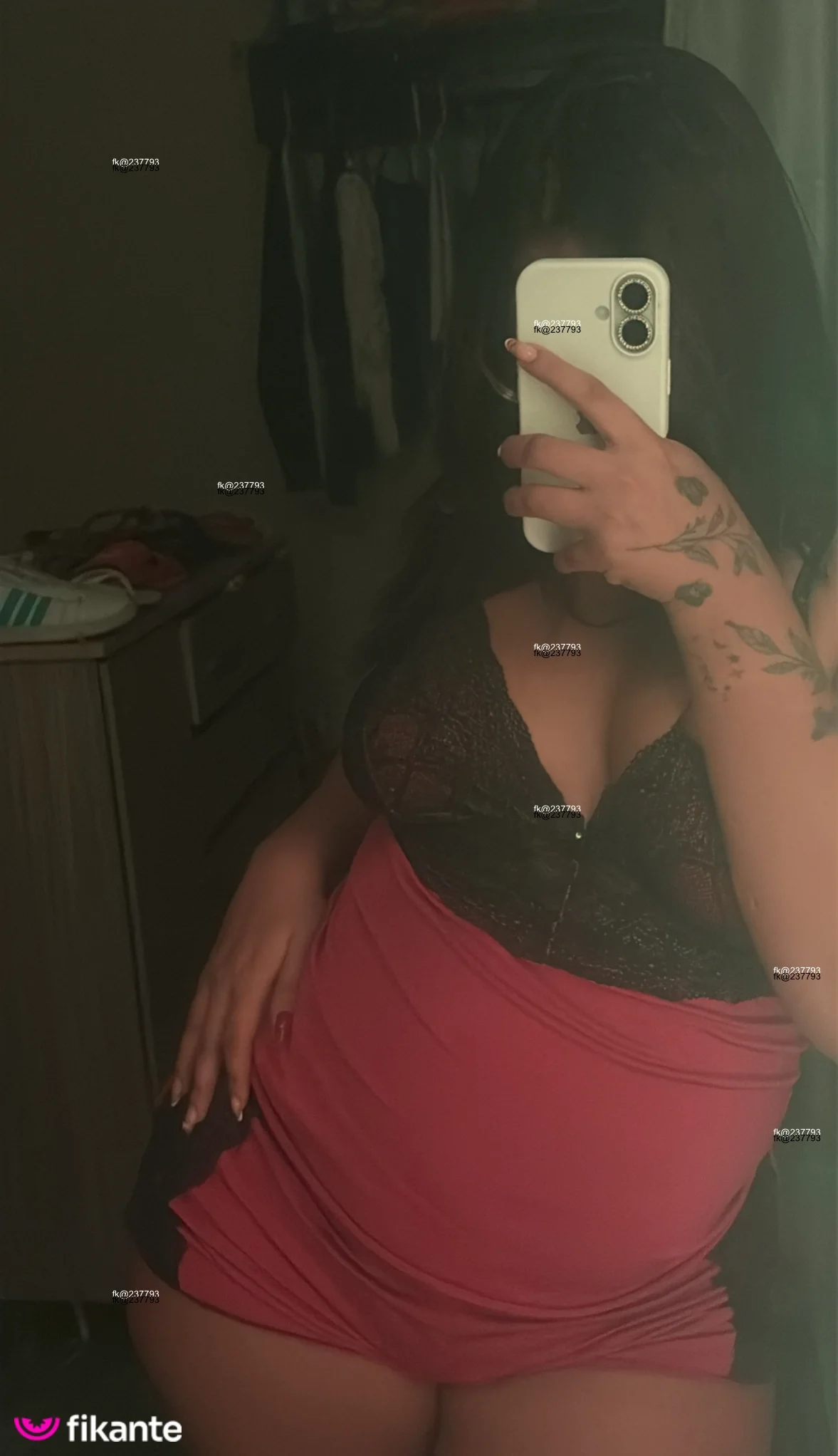 Novinha do bundao - foto no feed de sexo virtual