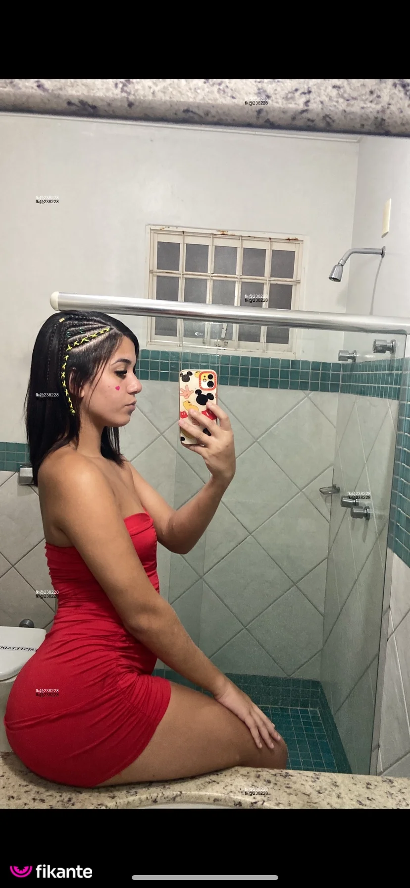 Larissa Cartiel - foto no feed de Paracatu