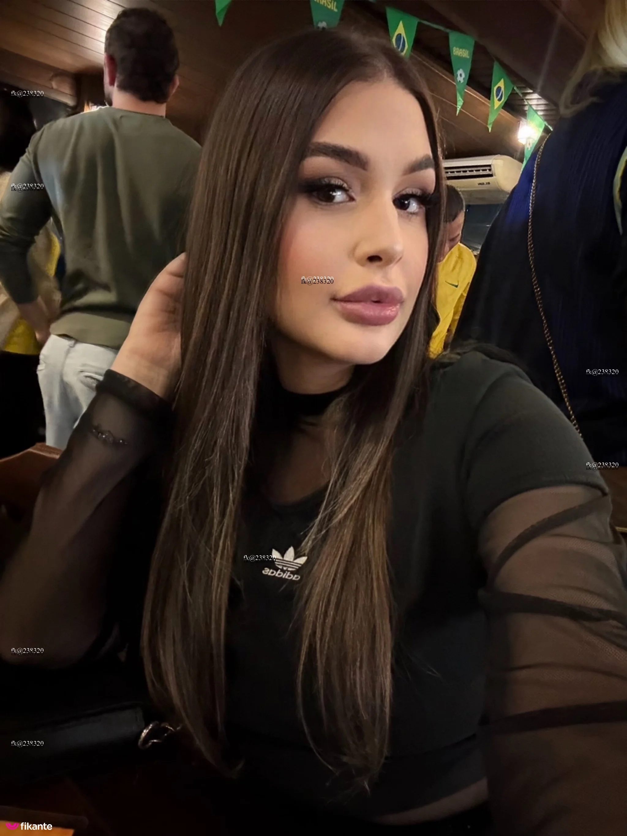 Bianca — garota de programa virtual