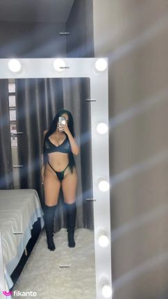 Eduarda - foto no feed de sexo virtual