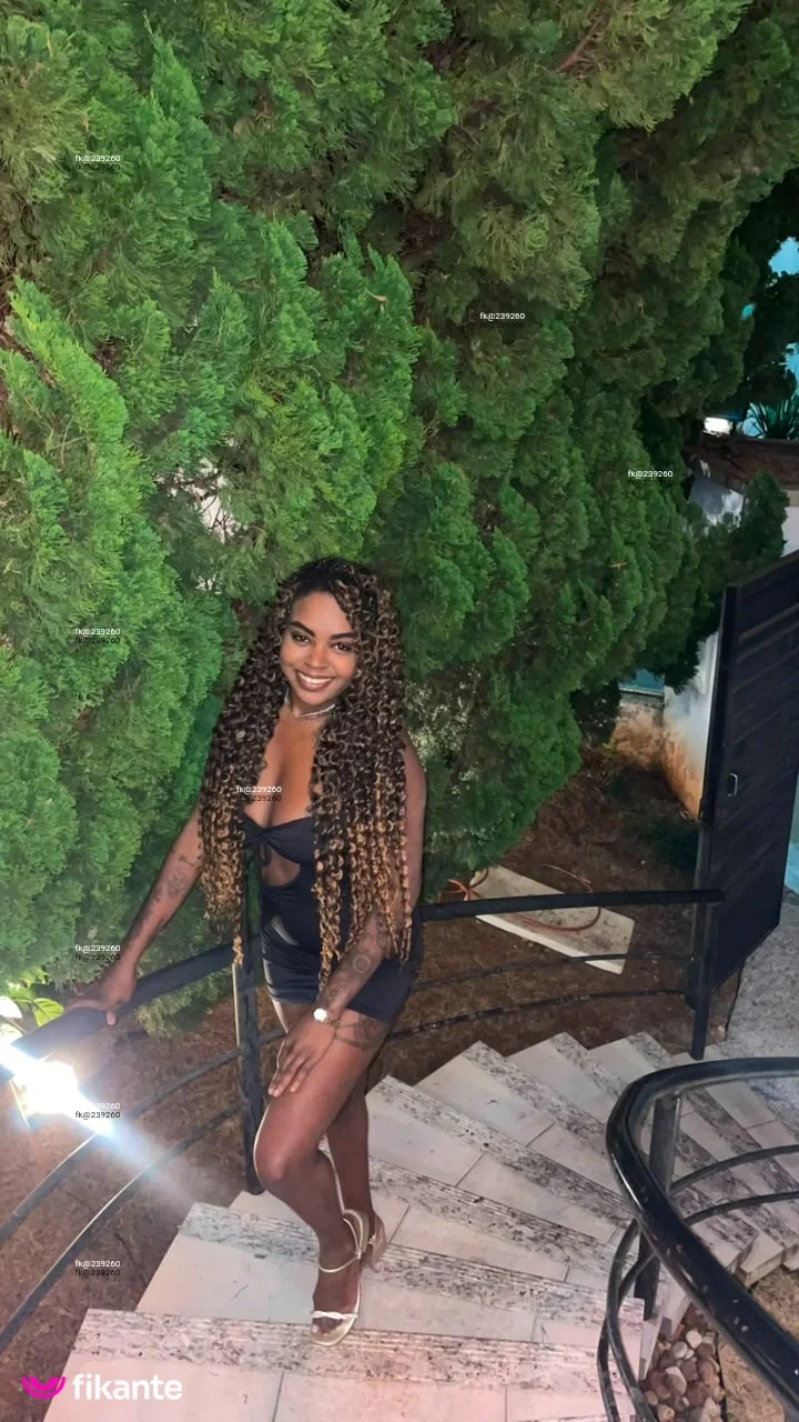 Beatriz - foto no feed de São Gotardo