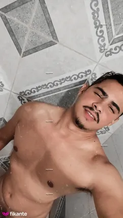 ARMANDO - foto no feed de sexo virtual