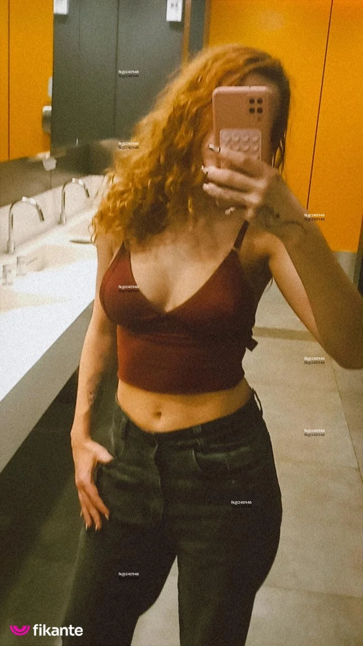 Adriana - foto no feed de Florianópolis