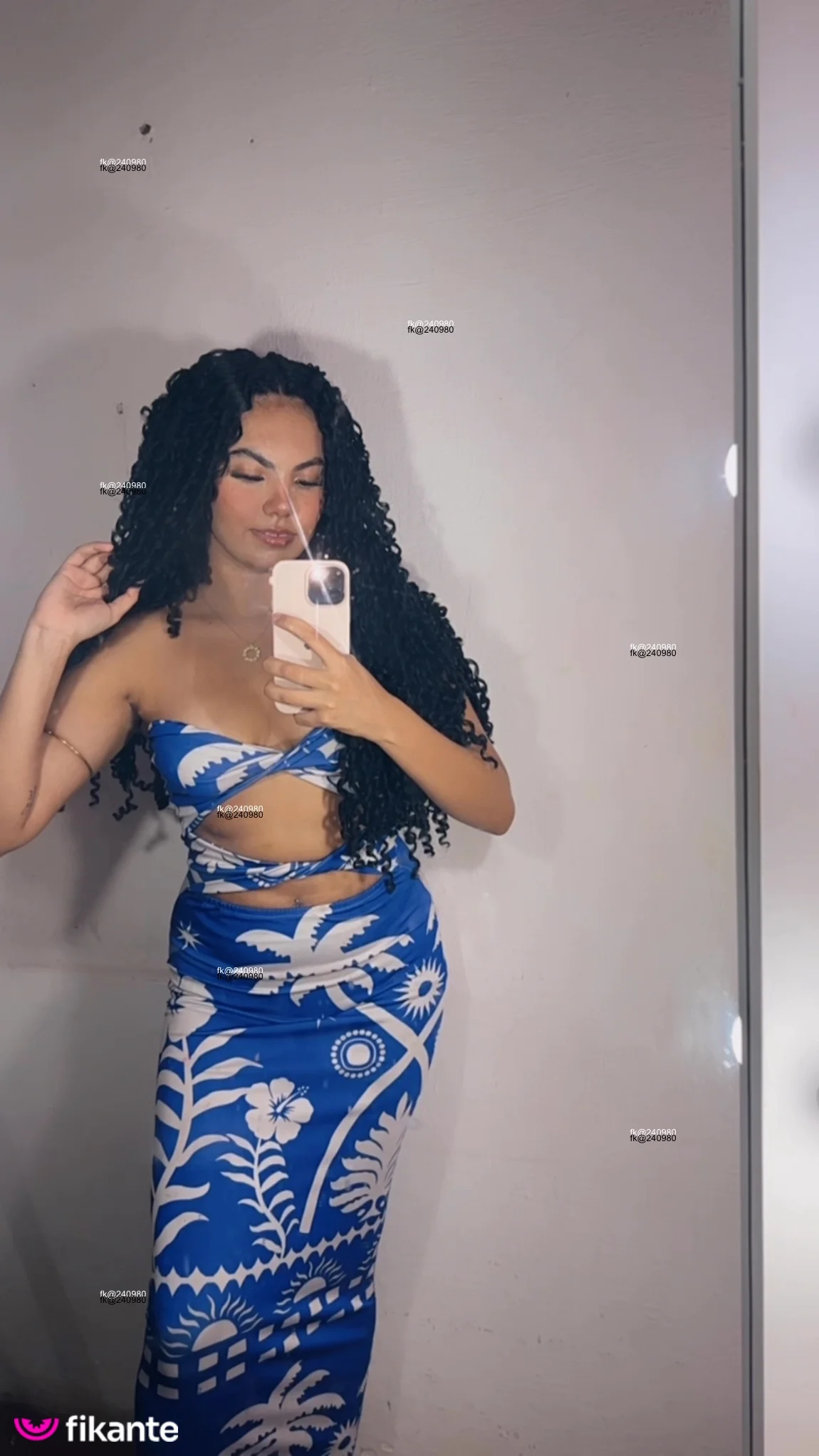 Medusa - foto no feed de sexo virtual