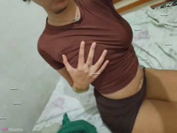 BRANQUINHA SAFADA - foto no feed de sexo virtual