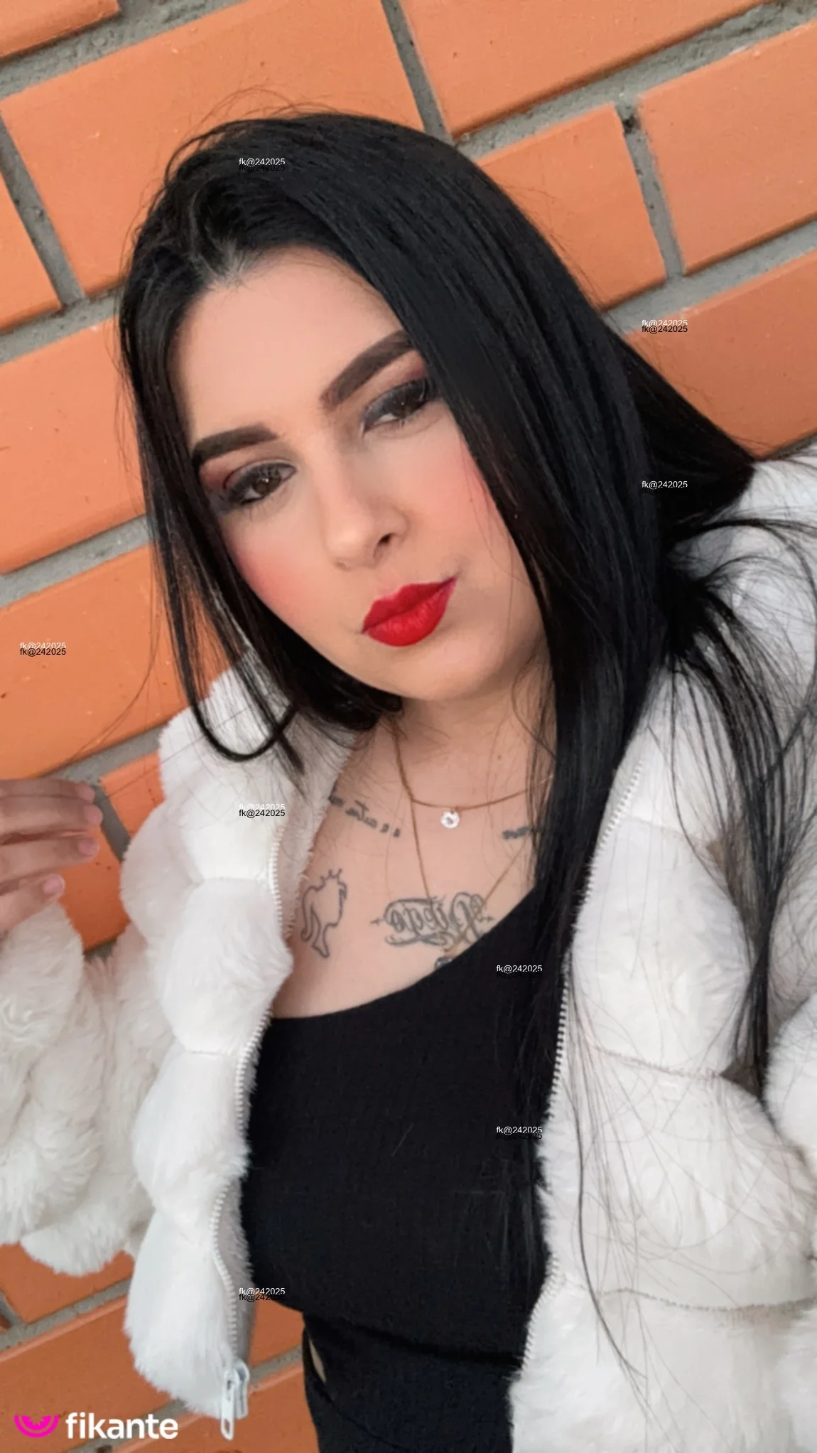 Brenda anuva - foto no feed de Prudentópolis