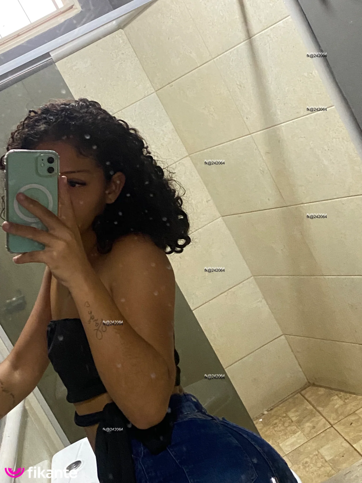 Thaís - foto no feed de Cuiabá