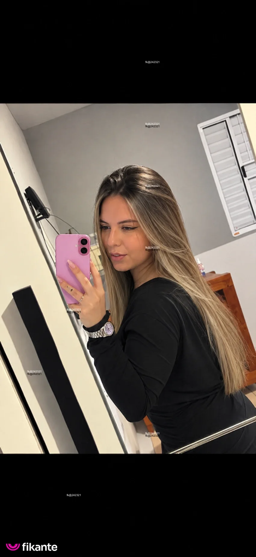 Laura - foto no feed de sexo virtual