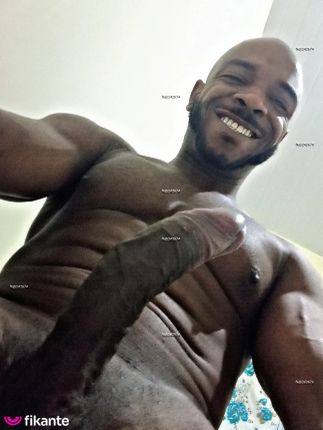 Latrel Spencer - foto no feed de Macaé