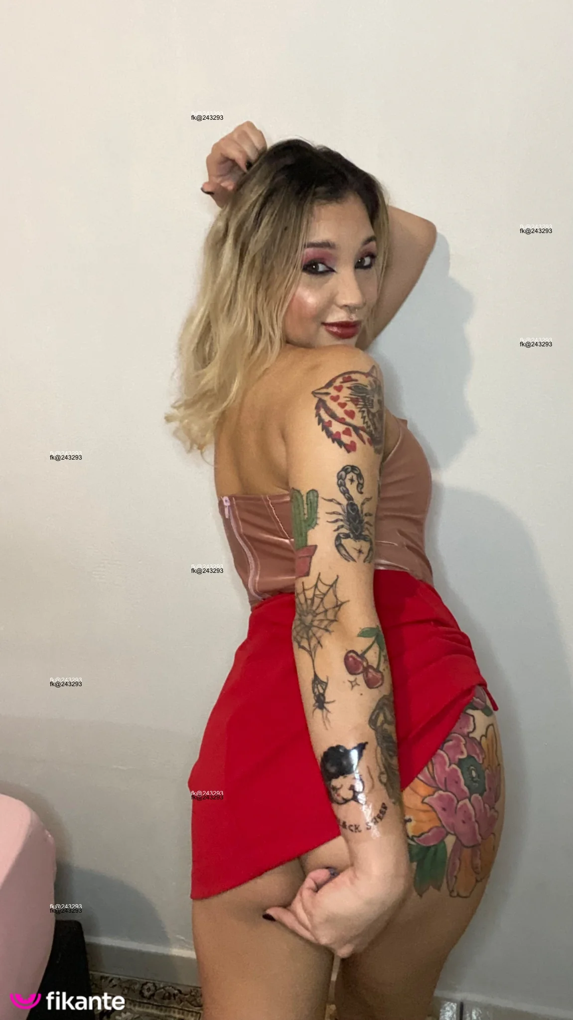 Sofia — garota de programa virtual