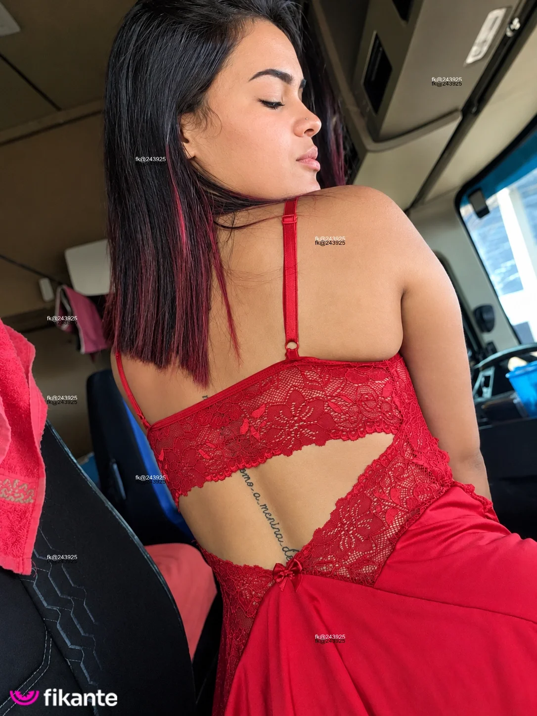 Sophya Gabrielly - foto no feed de Redenção