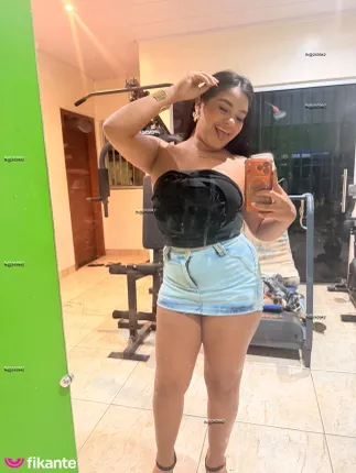 Bonequinha de luxo - foto no feed de Novo Progresso