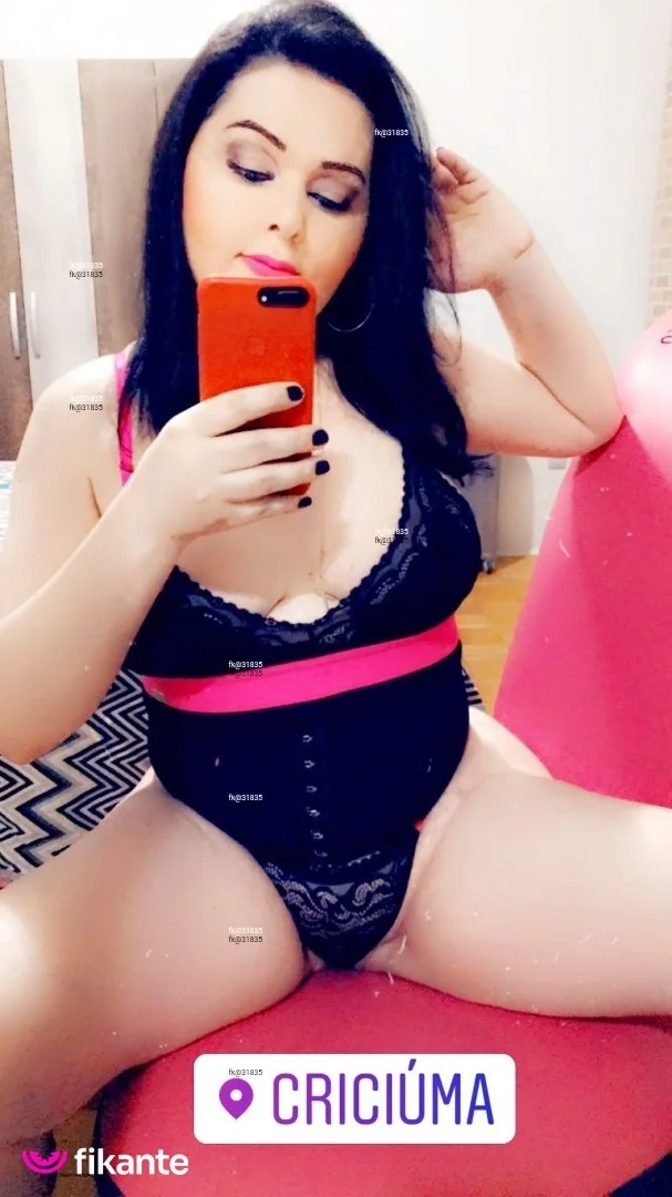 Larissa gomez - foto no feed de sexo virtual