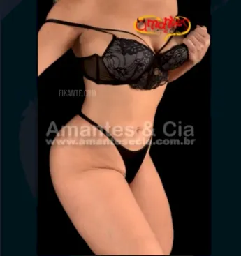 Ariella Miller - foto no feed de Cabo Frio