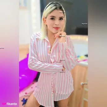 Sofia ninfetinha - foto no feed de Manaus