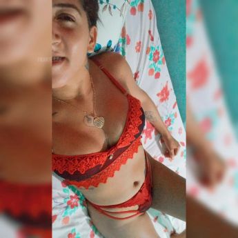 Morena tatuada - foto no feed de Ouro Preto do Oeste