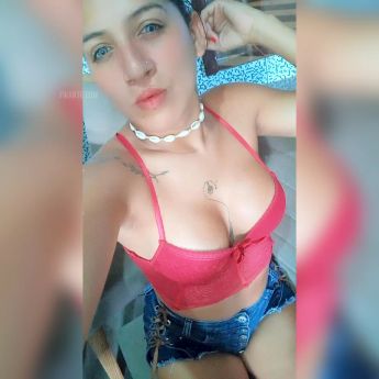 Morena tatuada - foto no feed de Ouro Preto do Oeste