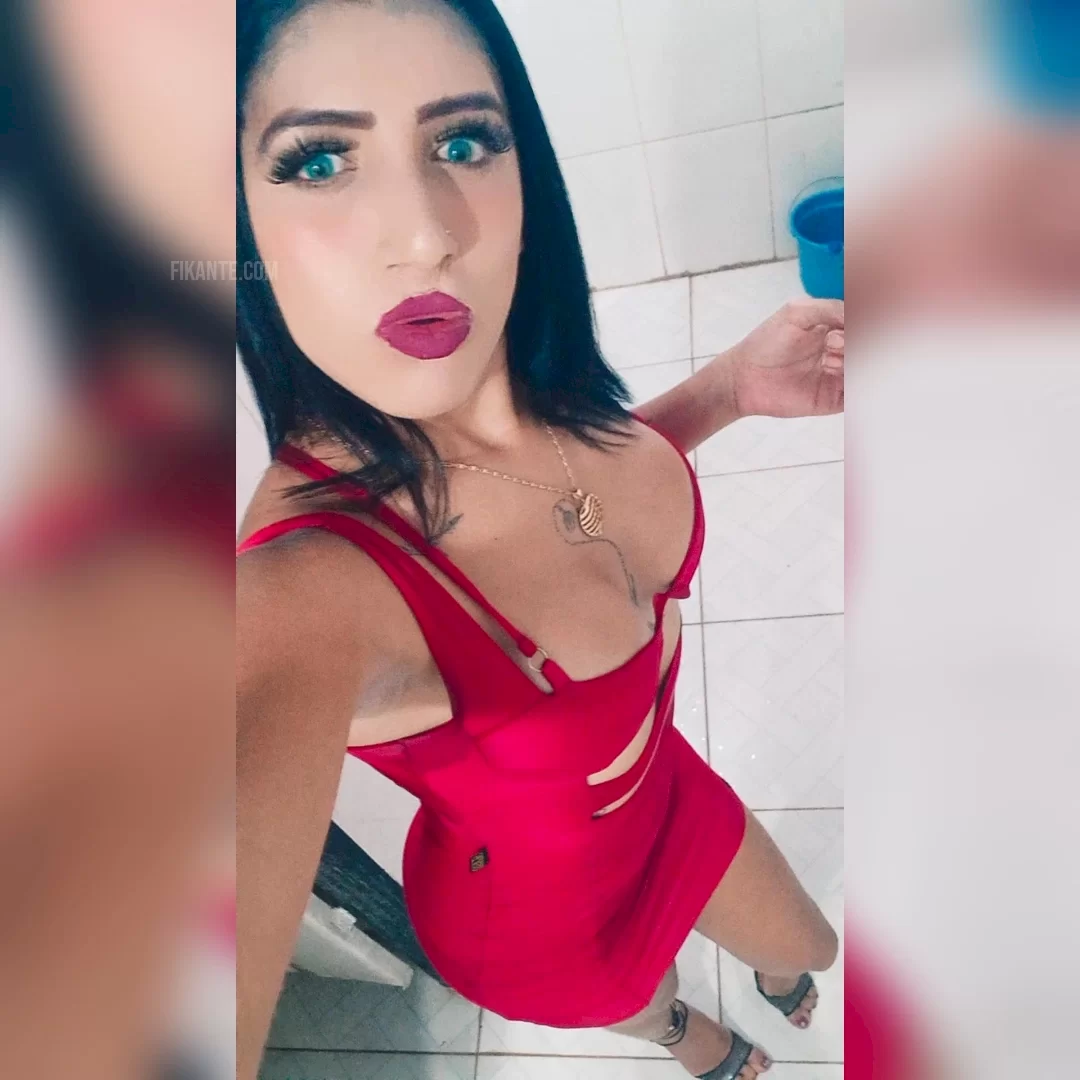 Morena tatuada - foto no feed de Ouro Preto do Oeste