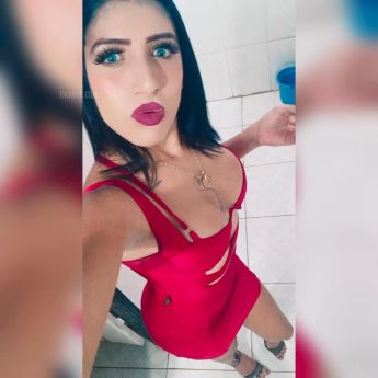 Morena tatuada - foto no feed de Ouro Preto do Oeste