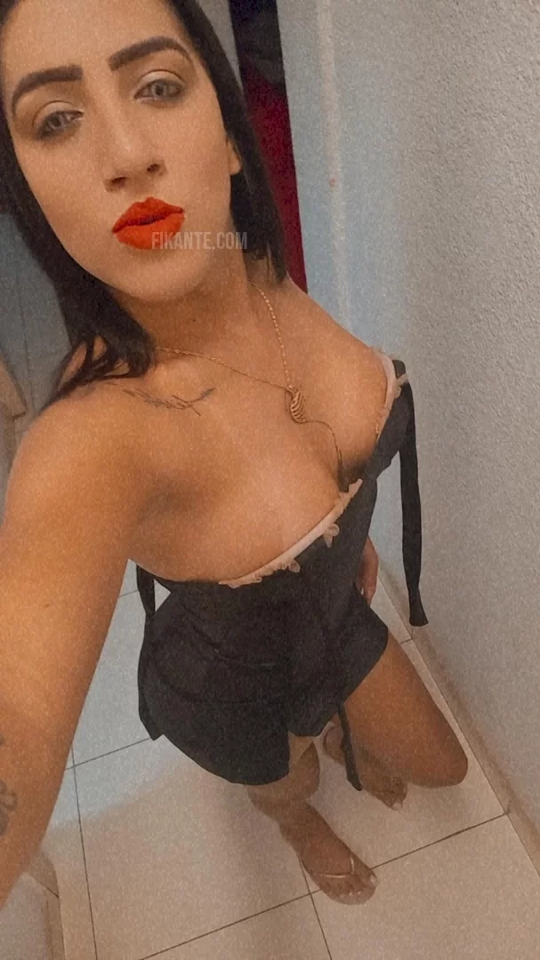 Morena tatuada - foto no feed de Ouro Preto do Oeste