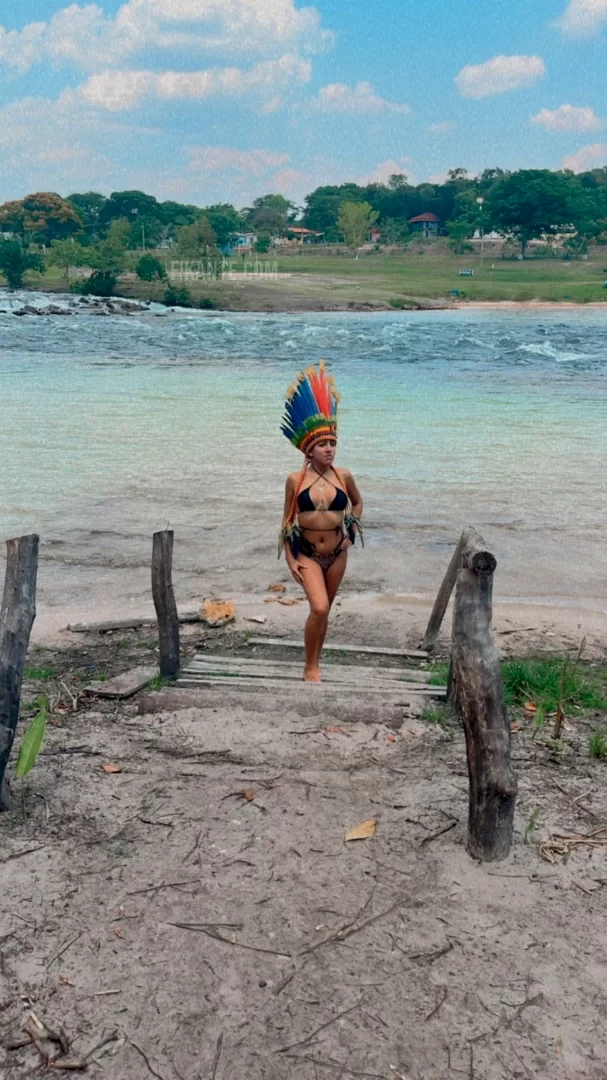 Morena tatuada - foto no feed de Ouro Preto do Oeste