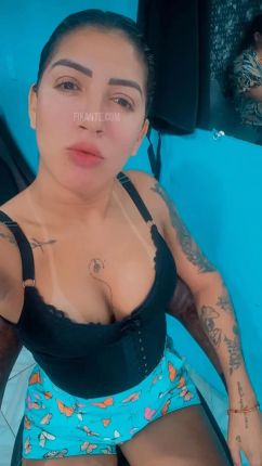 Morena tatuada - foto no feed de Ouro Preto do Oeste