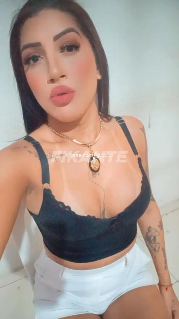 Morena tatuada - foto no feed de Ouro Preto do Oeste