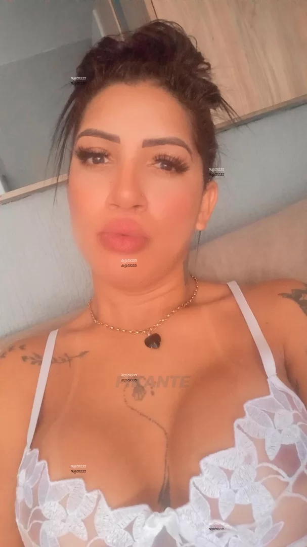 Morena tatuada - foto no feed de Ouro Preto do Oeste