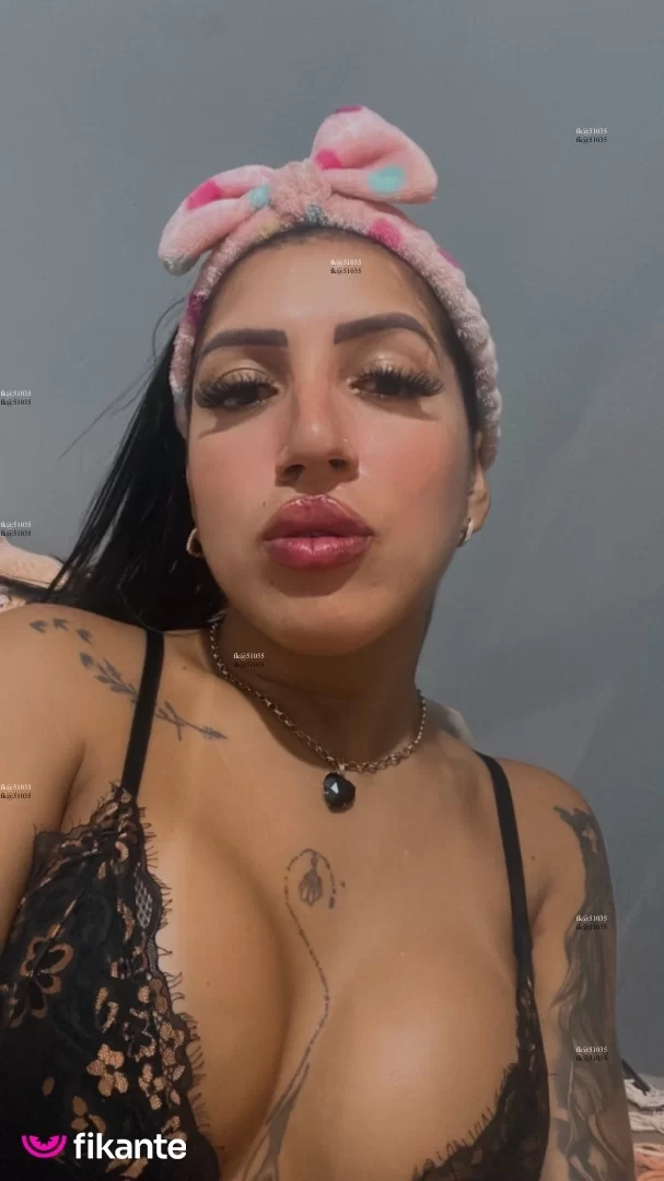 Morena tatuada - foto no feed de Ouro Preto do Oeste