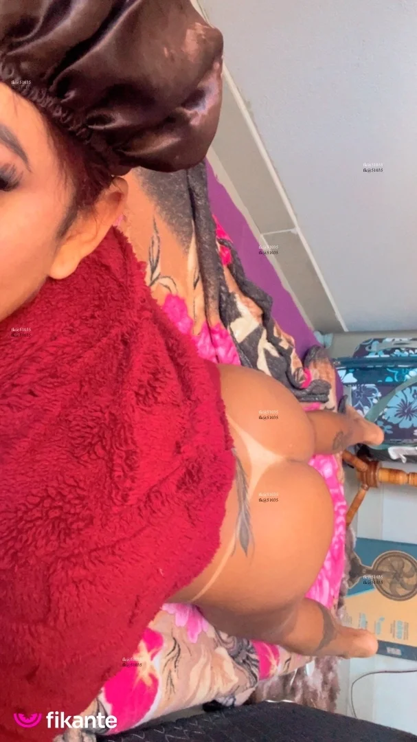Morena tatuada - foto no feed de Ouro Preto do Oeste
