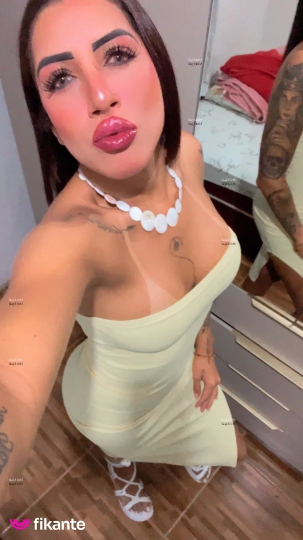 Morena tatuada - foto no feed de Ouro Preto do Oeste