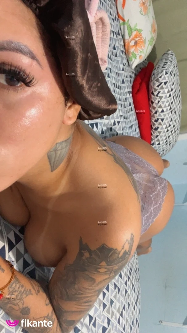 Morena tatuada - foto no feed de Ouro Preto do Oeste