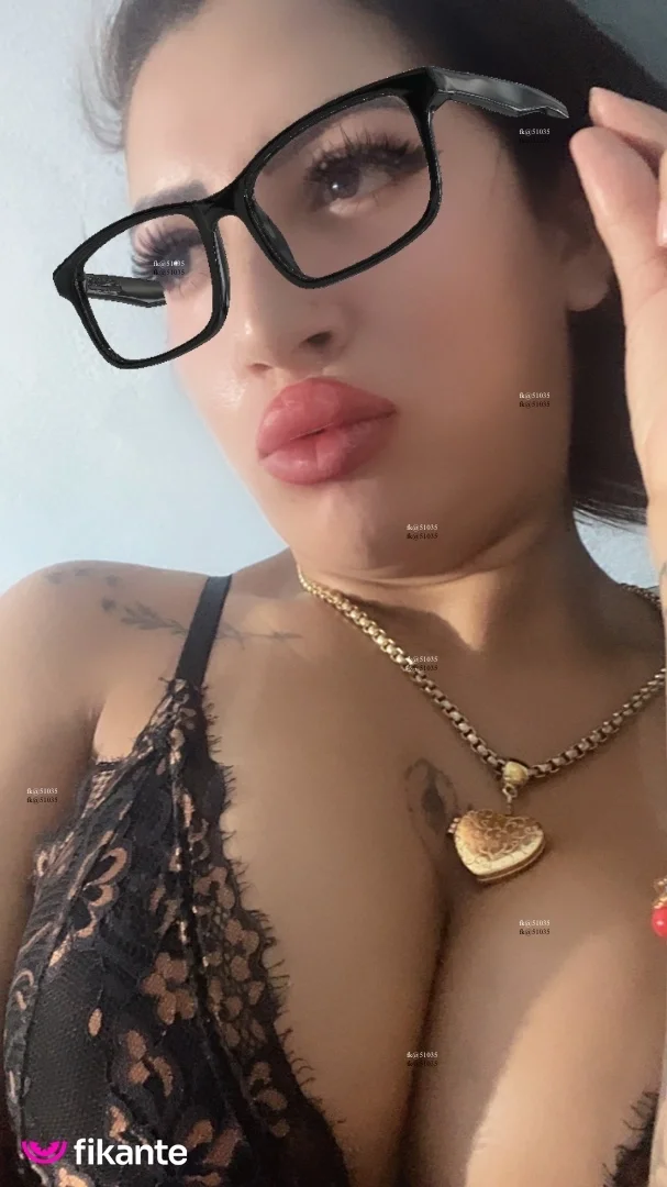 Morena tatuada - foto no feed de Ouro Preto do Oeste