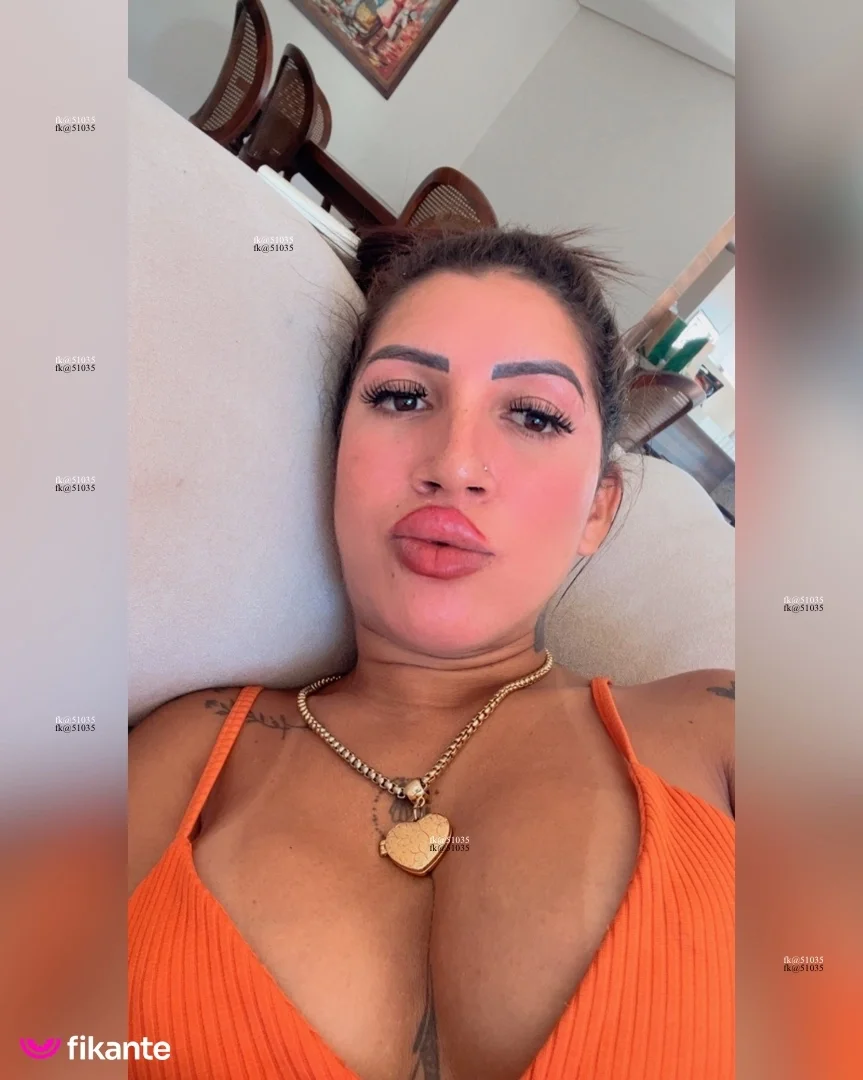 Morena tatuada - foto no feed de Ouro Preto do Oeste