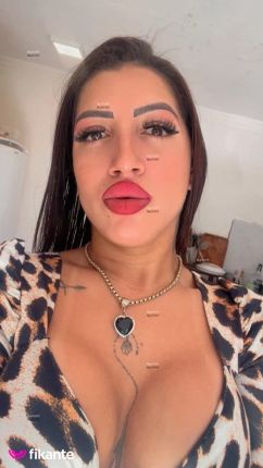 Morena tatuada - foto no feed de Ouro Preto do Oeste