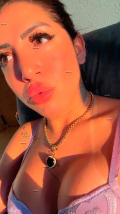 Morena tatuada - foto no feed de Ouro Preto do Oeste