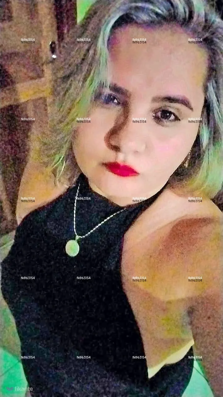 Foto profissional de Loirinha bizerrinha