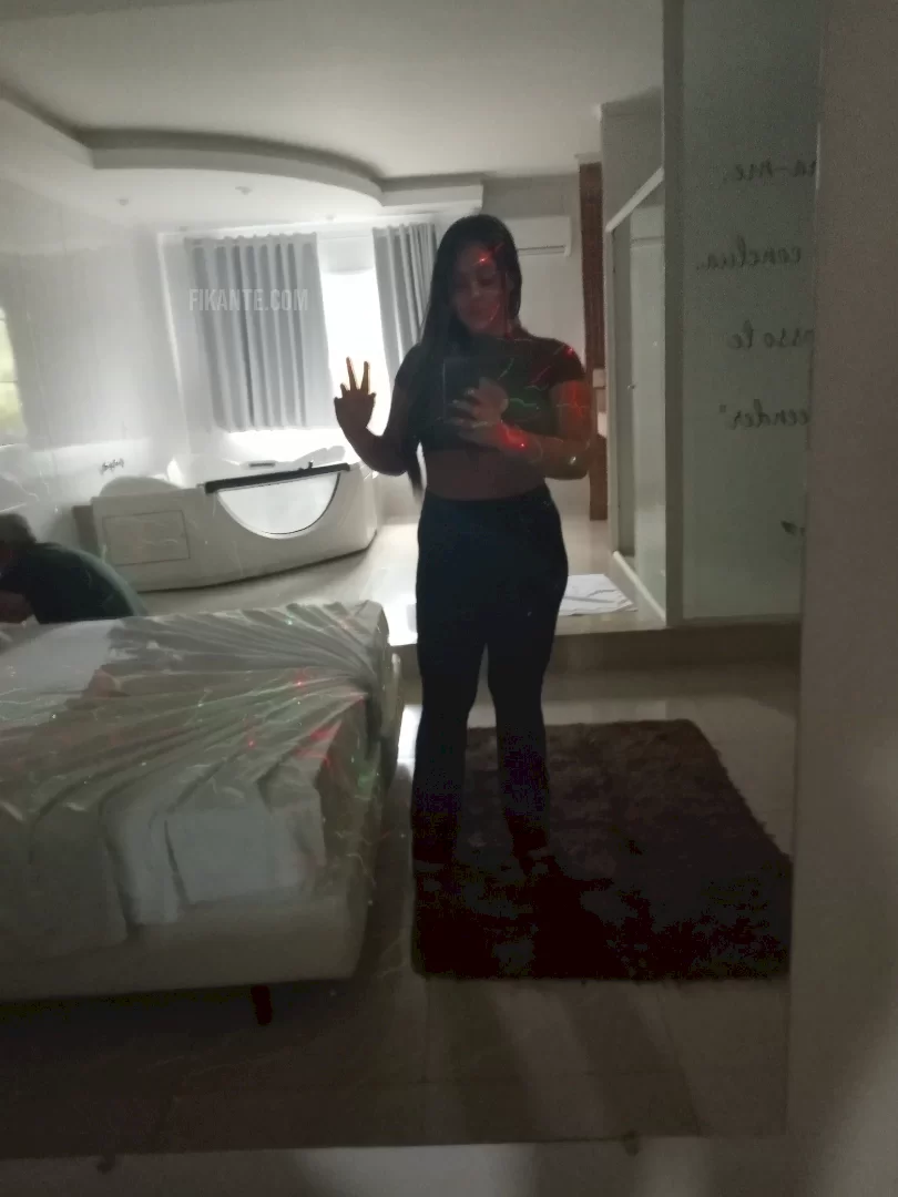 Mah Dias - foto no feed de sexo virtual