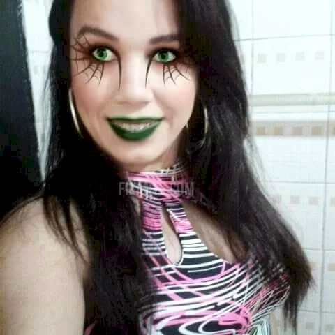 Edina - foto no feed de Santiago