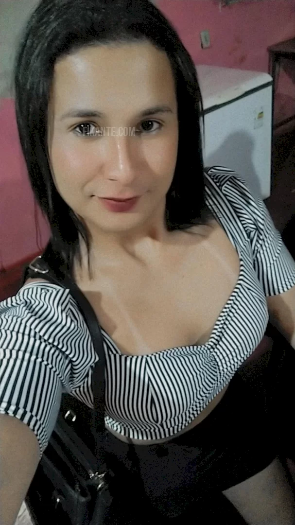 Bruninha sedutora - foto no feed de Presidente Médici