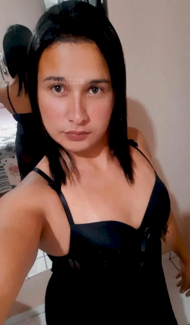 Bruninha sedutora - foto no feed de Presidente Médici