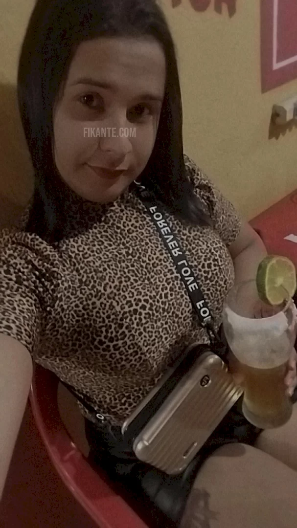 Bruninha sedutora - foto no feed de Presidente Médici