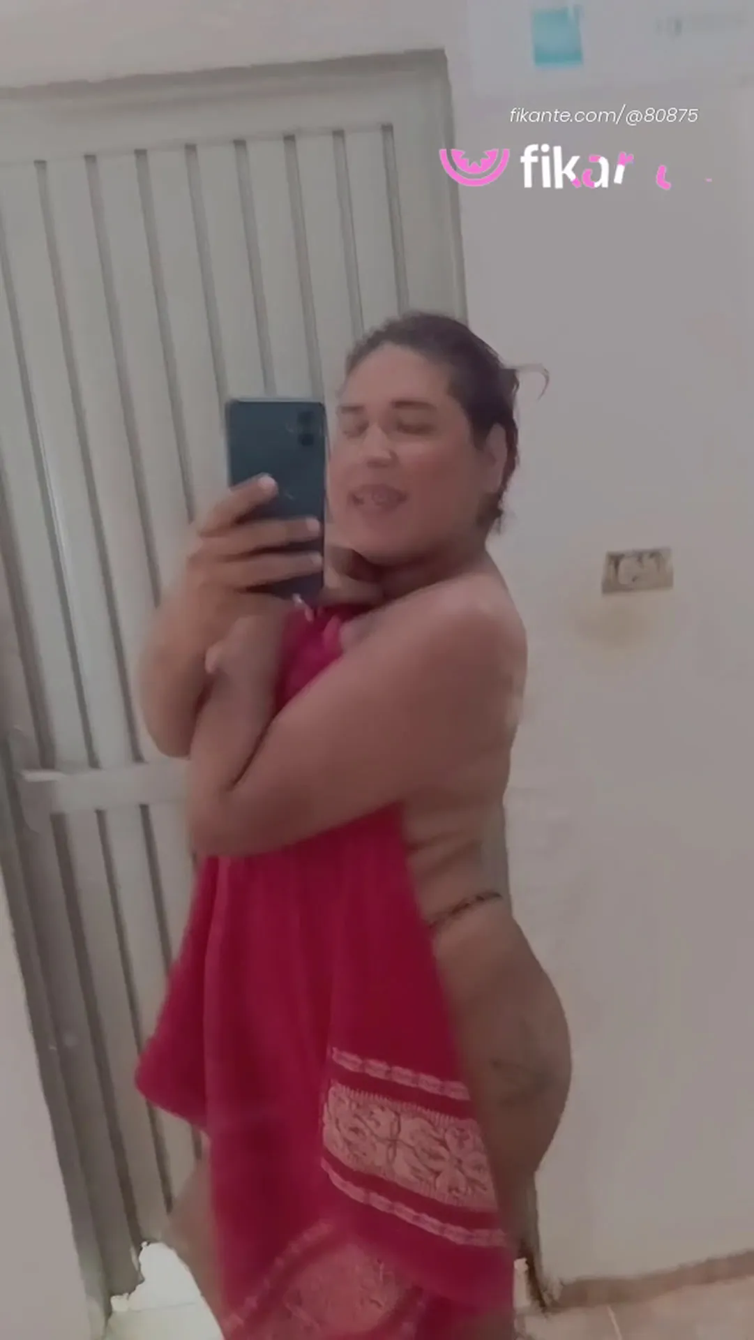 Prévia do vídeo de Bianca novinha: Disponível chama