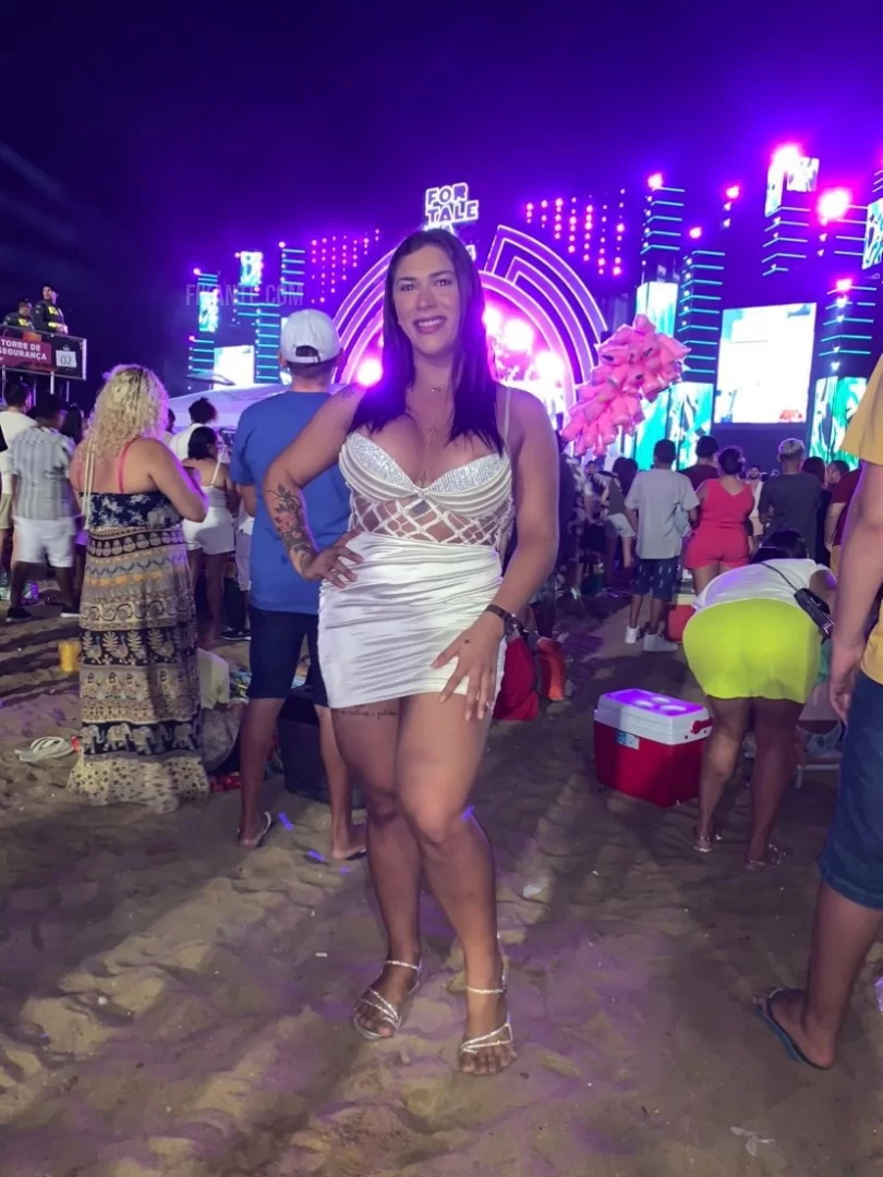 Alessandra mel - foto no feed de Itapipoca