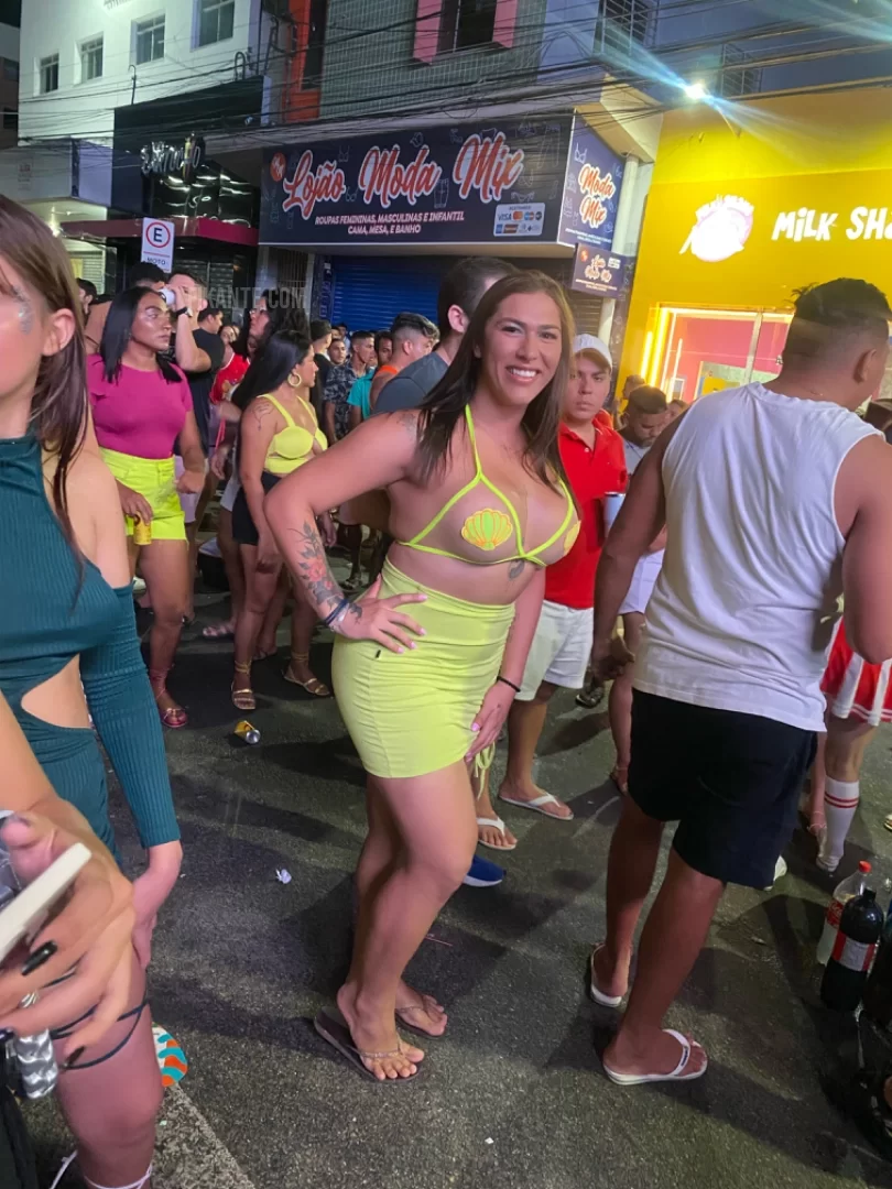 Alessandra mel - foto no feed de Itapipoca