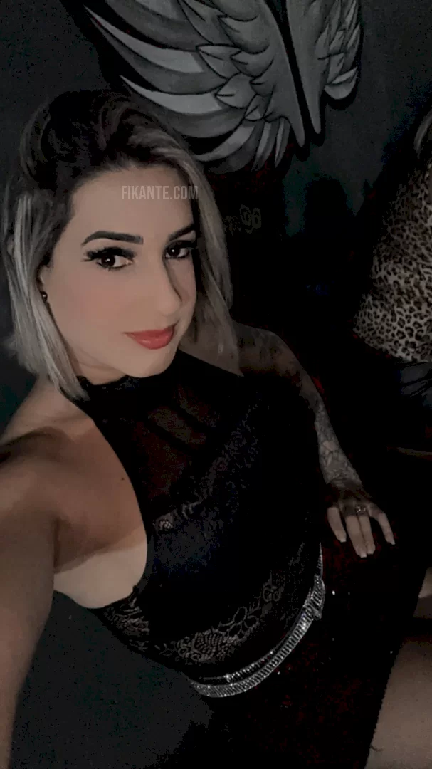 Thaylla eloiza - foto no feed de Britânia