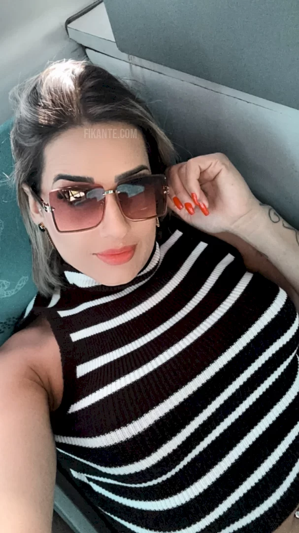 Thaylla eloiza - foto no feed de Britânia