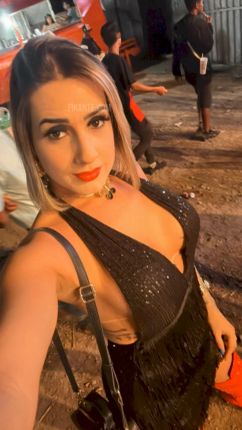 Thaylla eloiza - foto no feed de Britânia